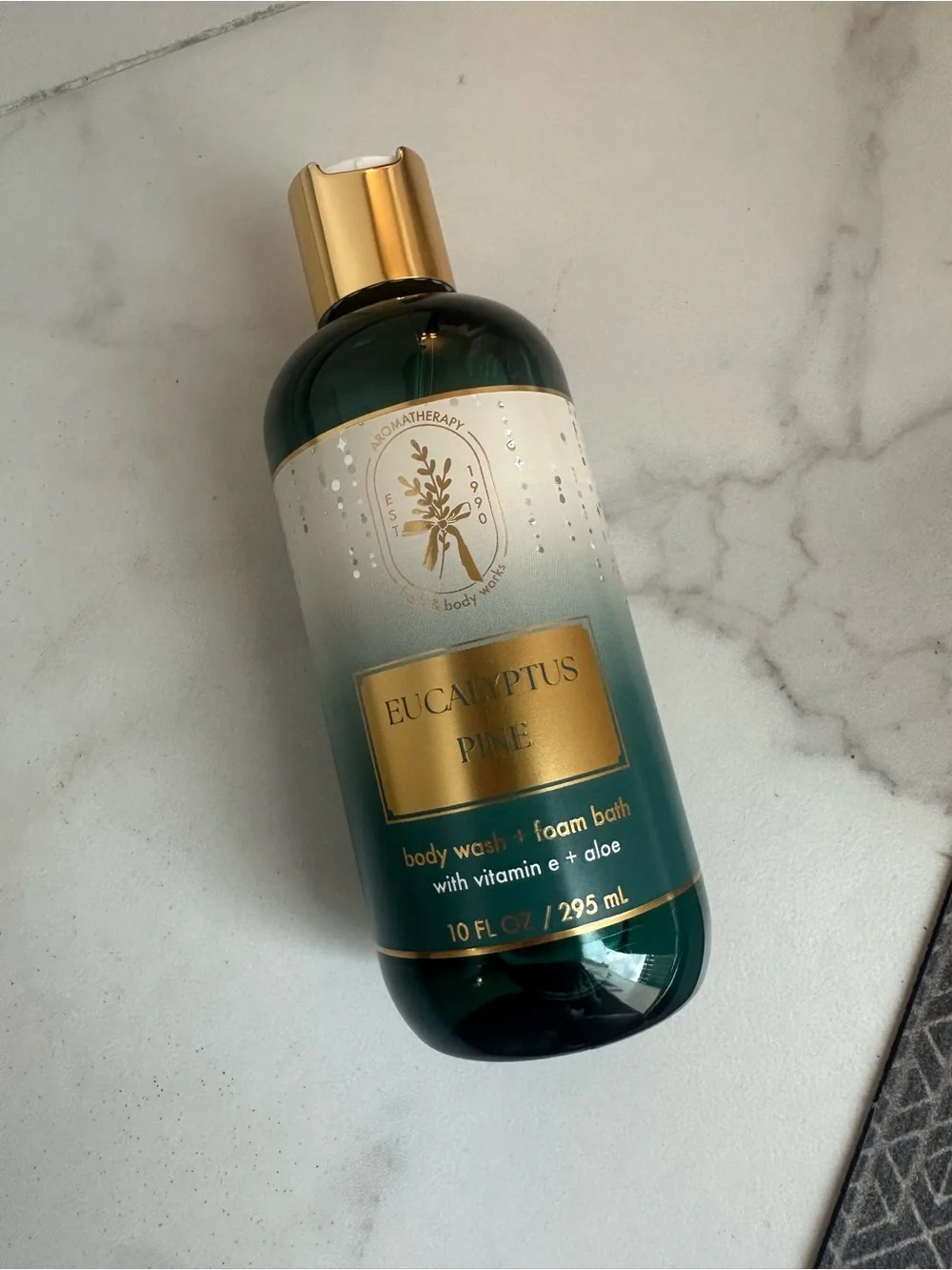 Bath & Body Works Eucalyptus Pine Body Wash – Deep Green & Gold